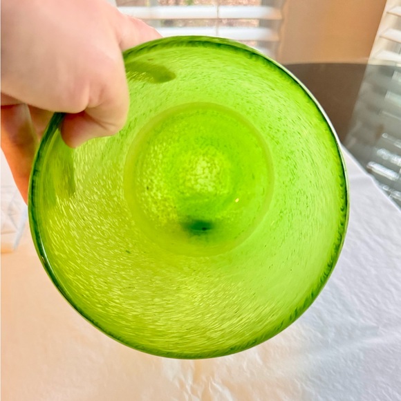 12” Tall Vintage Vibrant Green & White Bubble Glass Vase Minimalist Maximalist - Picture 11 of 16